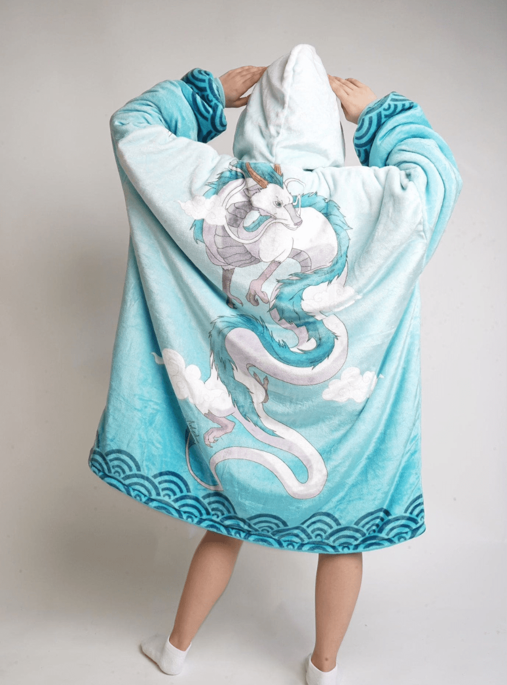 Cárdigan tipo manta de anime Haku