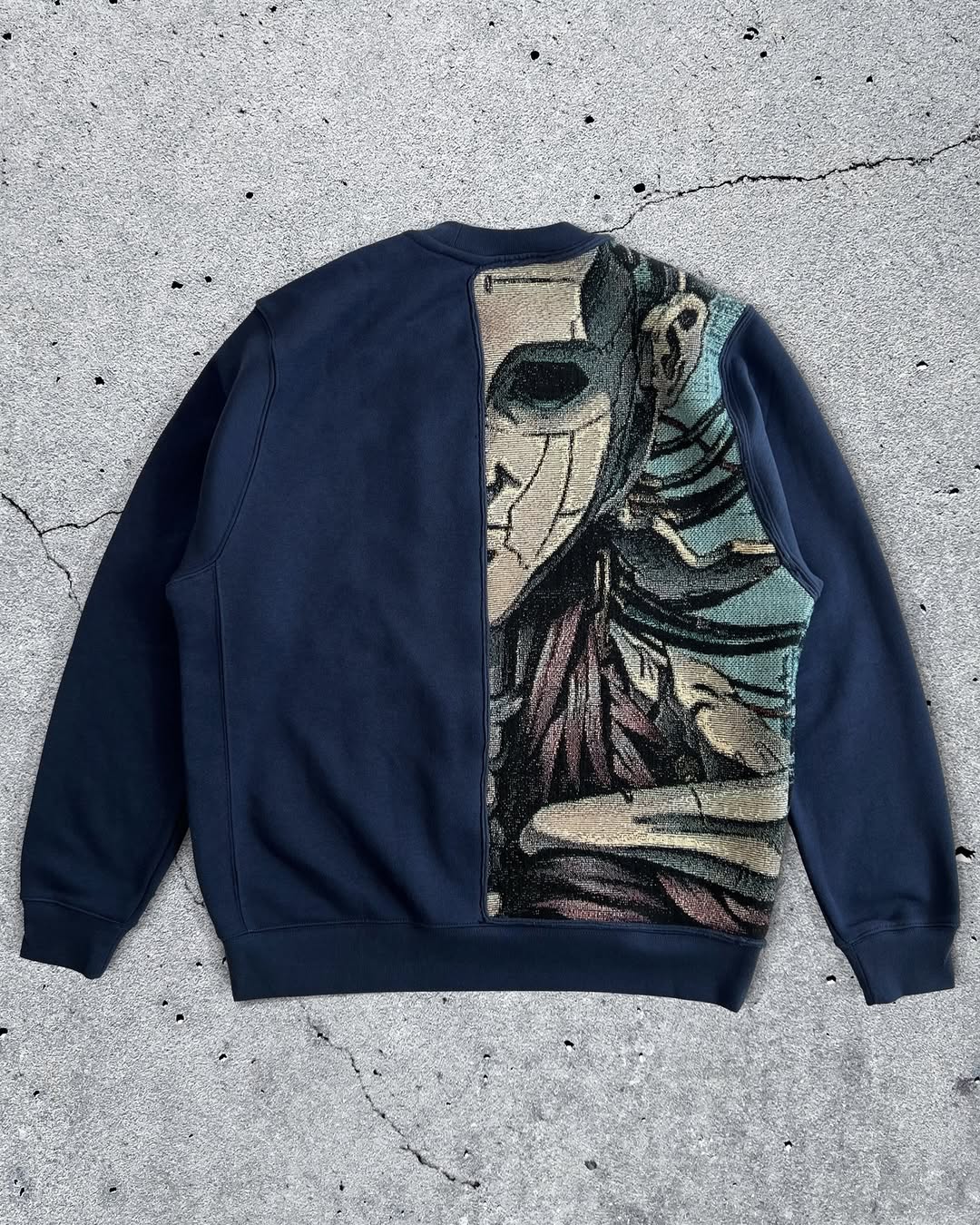 AOT Vintage Sweatshirt - アキラ