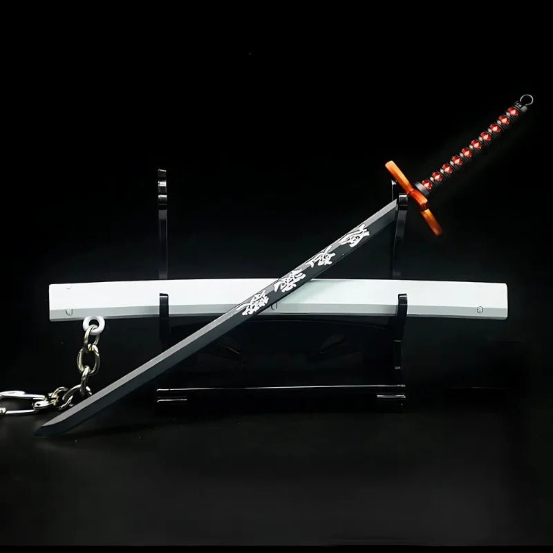 Kanae Kocho Katana Anahtarlık - アキラ